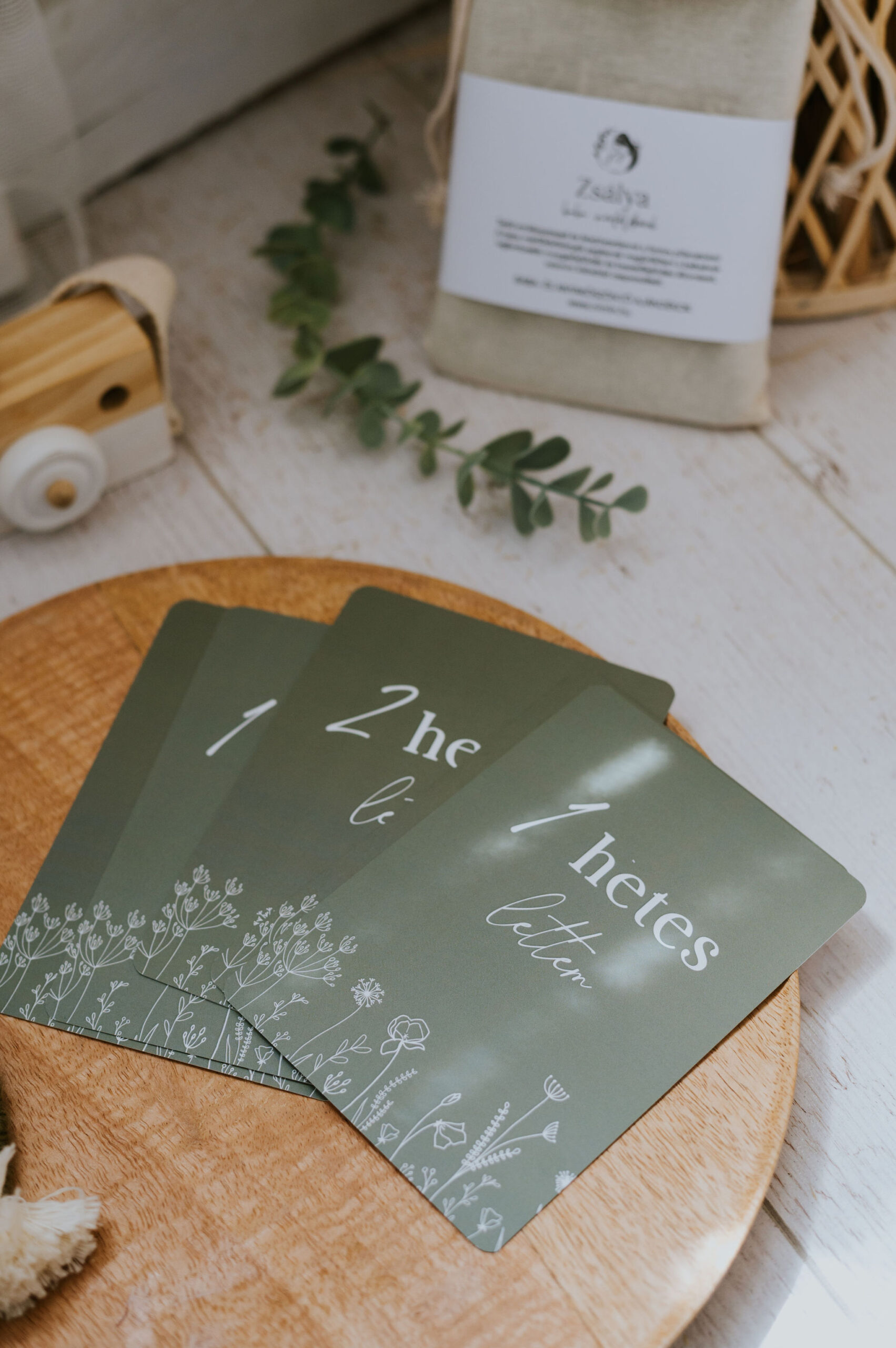 niMin tavaszi szél zsálya zöld baba mérföldkőkártyák, 1 hetes lettem, 2 hetes lettem